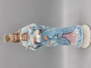 Maria handje beschadigd van jezus