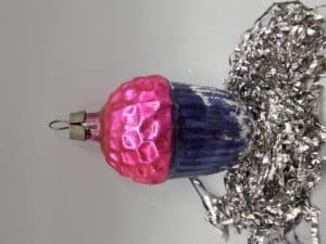 Roze blauw eikenootje