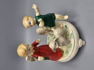 Engeltje kind en schaapjes