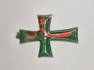 Kruis geëmailleerd